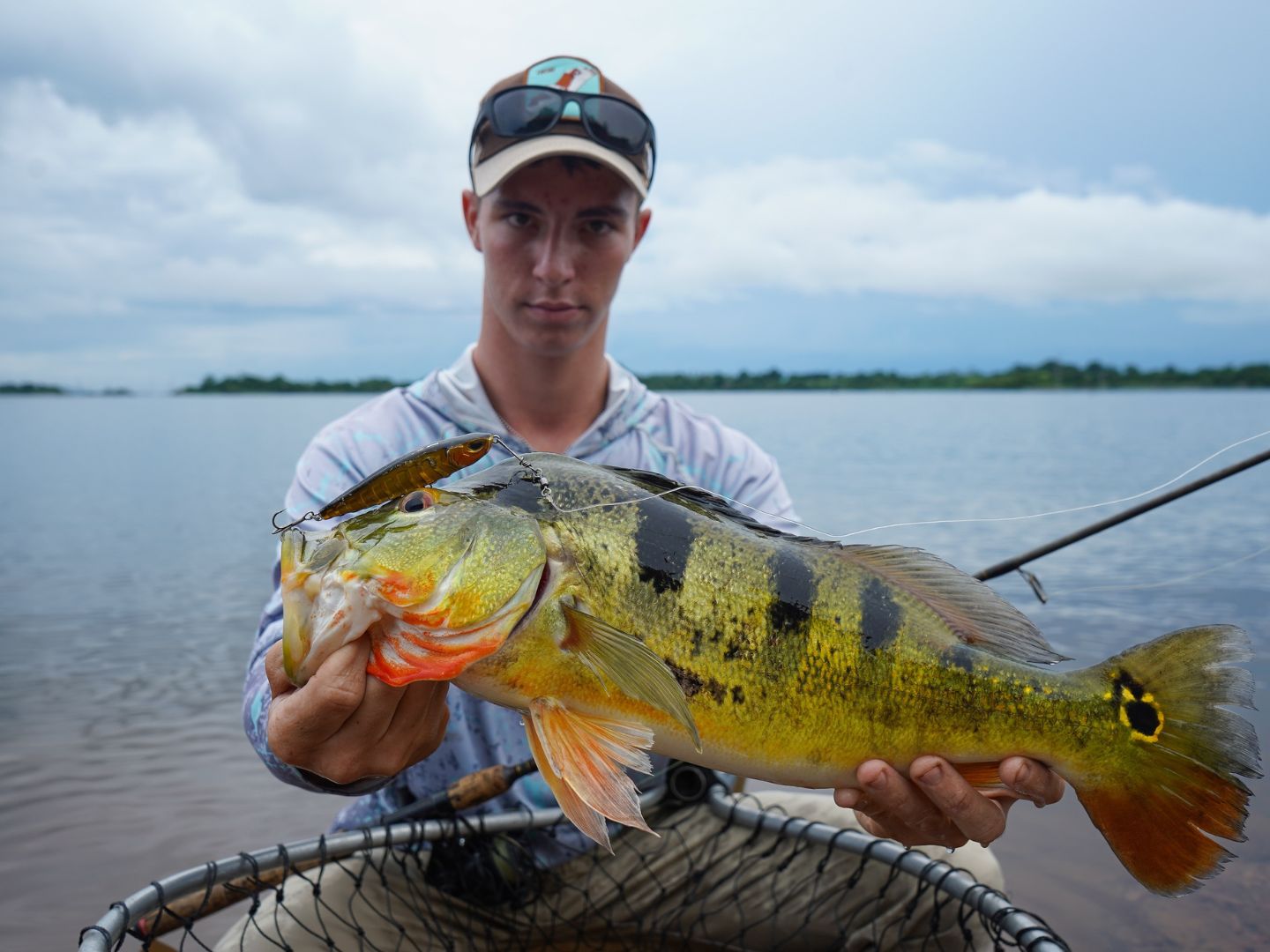 Tour de Pesca de Día Completo – 12 Horas en el Lago Gatún, Panamá